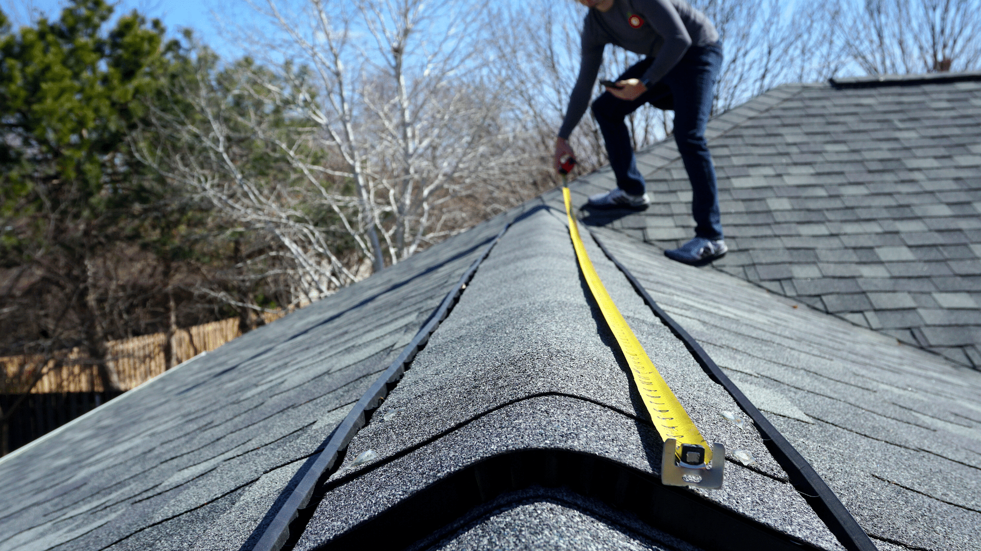 When’s the Right Time to Replace Your Roof? Houston Homeowners’ Guide